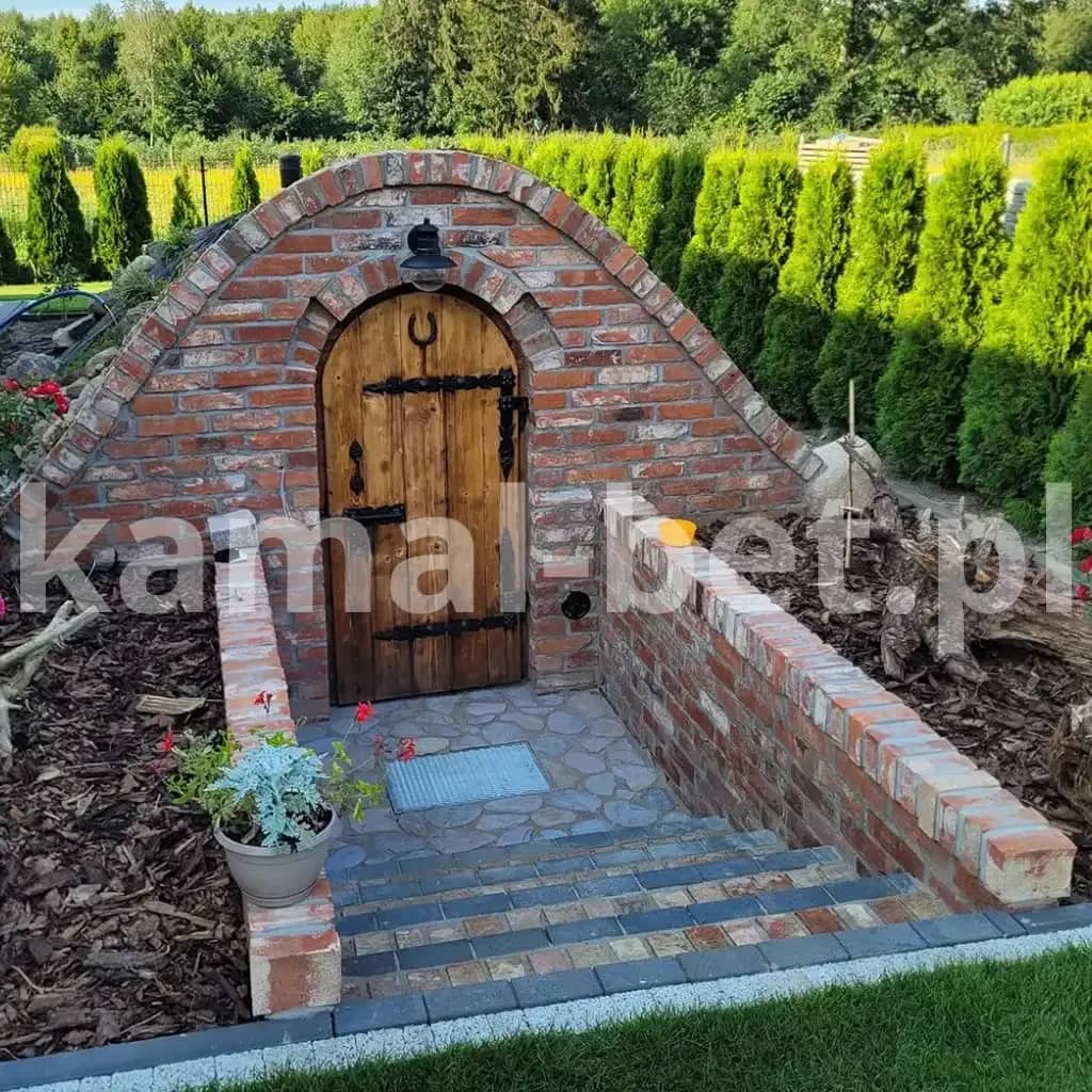 Piwnica na przetwory i słoiki – betonowa piwnica ogrodowa — miniatura 6