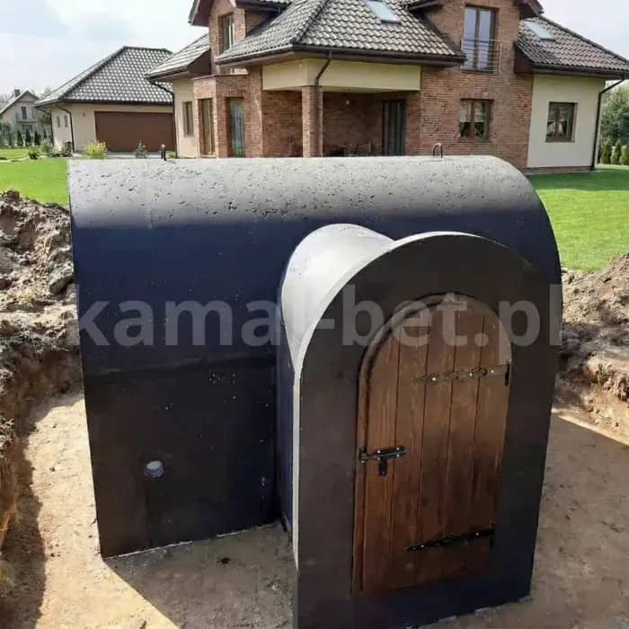 Betonowa piwnica z półkolistą kopułą bez przedsionka z wejściem od boku - (390x240x250cm) — miniatura 7
