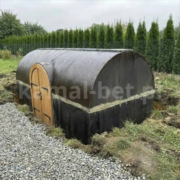 hydroizolacja-piwnicy-betonowej-szczelna-ziemianka-ogrodowa