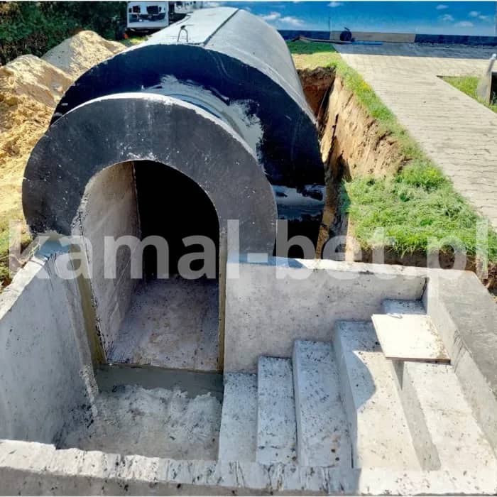 montaz-schodow-betonowych-do-piwniczki-w-ziemi