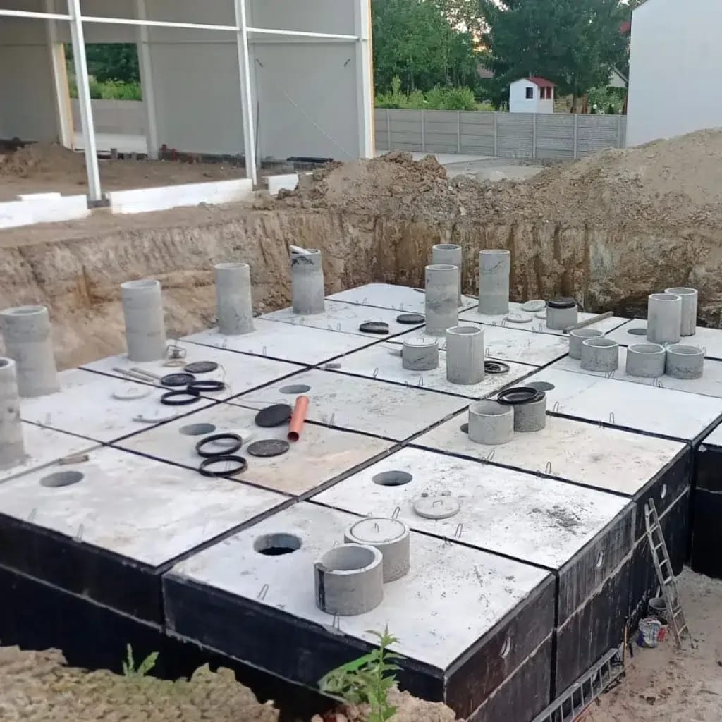 Wielokomorowe szambo 18m³ - połączone obok siebie 9m³+9m³ — miniatura 3